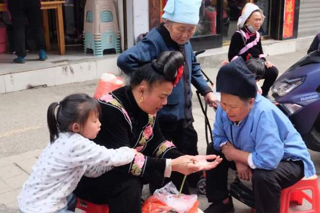 贵州篮球名人_贵州乡村篮球赛_贵州村篮球历史