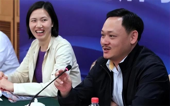 心脏举重冠军叫什么_举重冠军心脏_举重运动员心脏