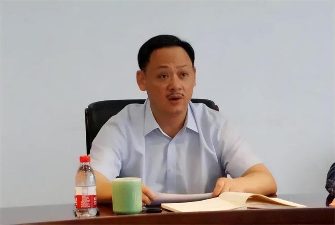 举重冠军心脏_举重运动员心脏_心脏举重冠军叫什么