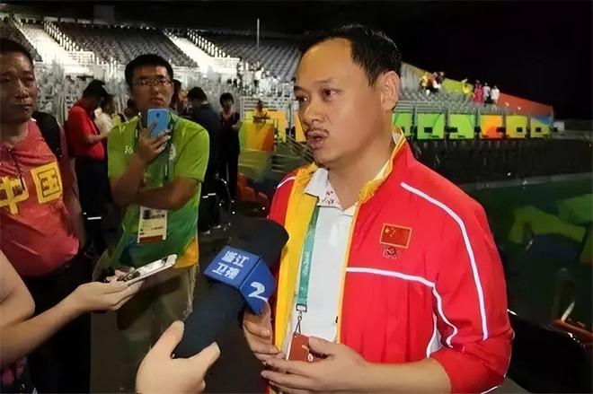 举重运动员心脏_举重冠军心脏_心脏举重冠军叫什么