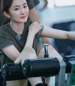 明星在健身房_明星健身房第一季_健身房见到明星