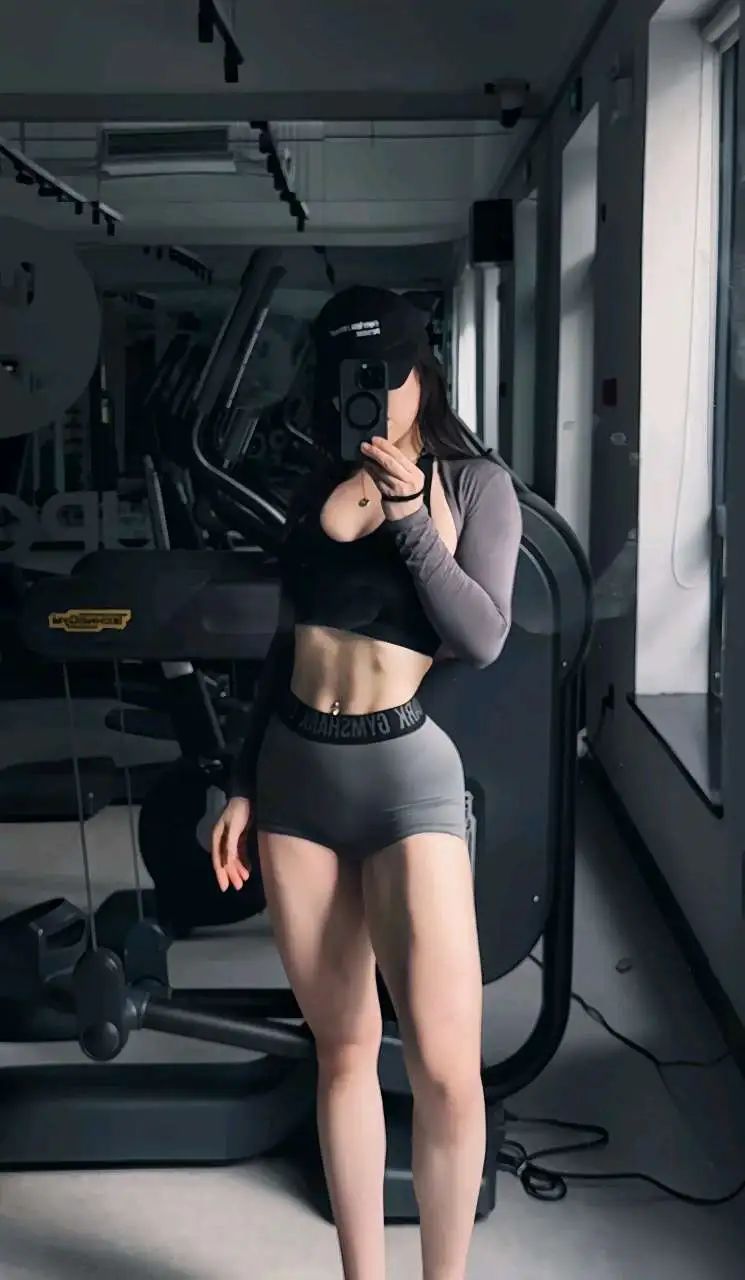 女生尿裤怎么穿_女孩纸尿裤视频_女生纸尿裤生活常识